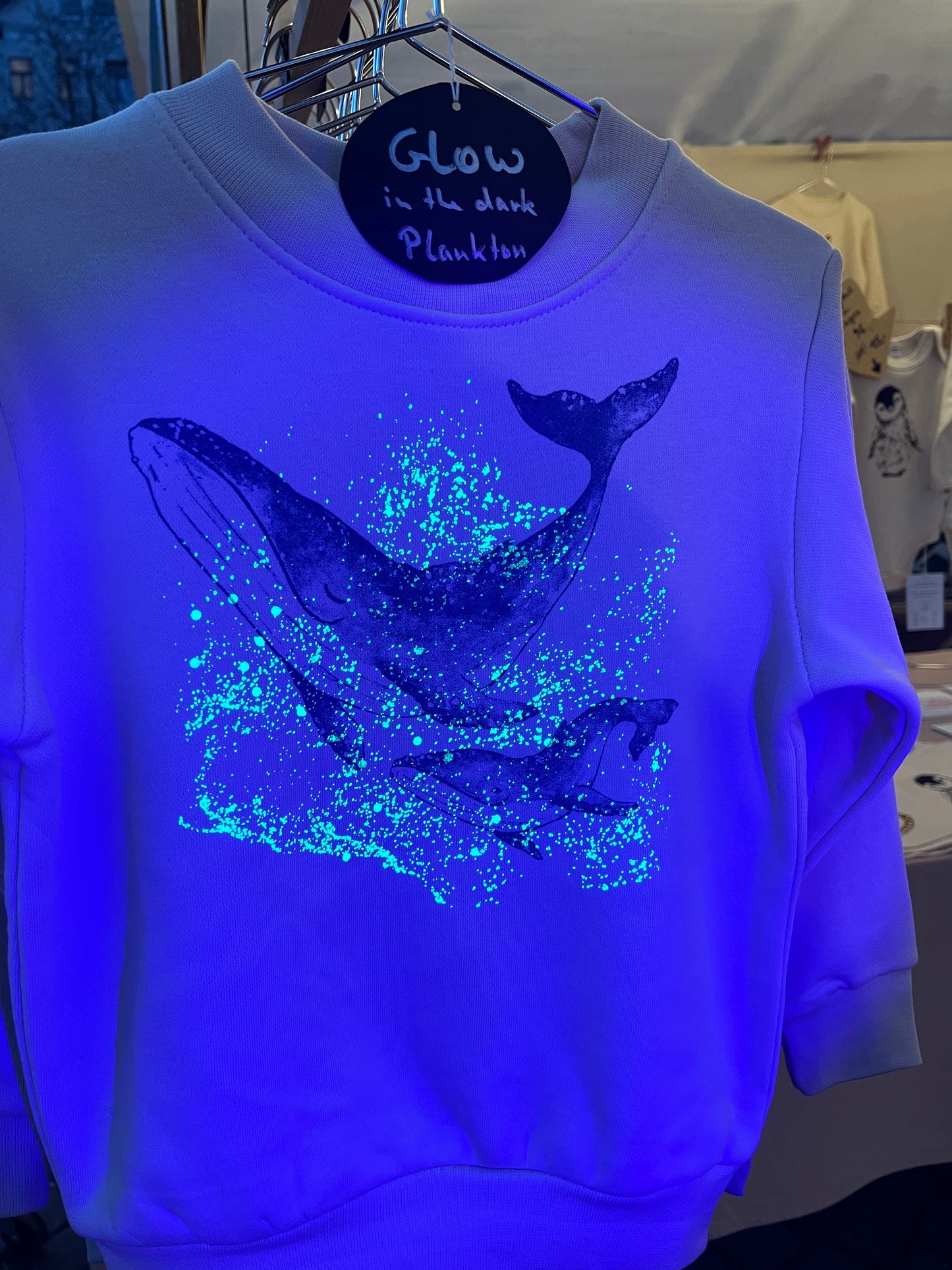 Wale 'Glow in the Dark Plankton' | Sweater 2-11 Jahre